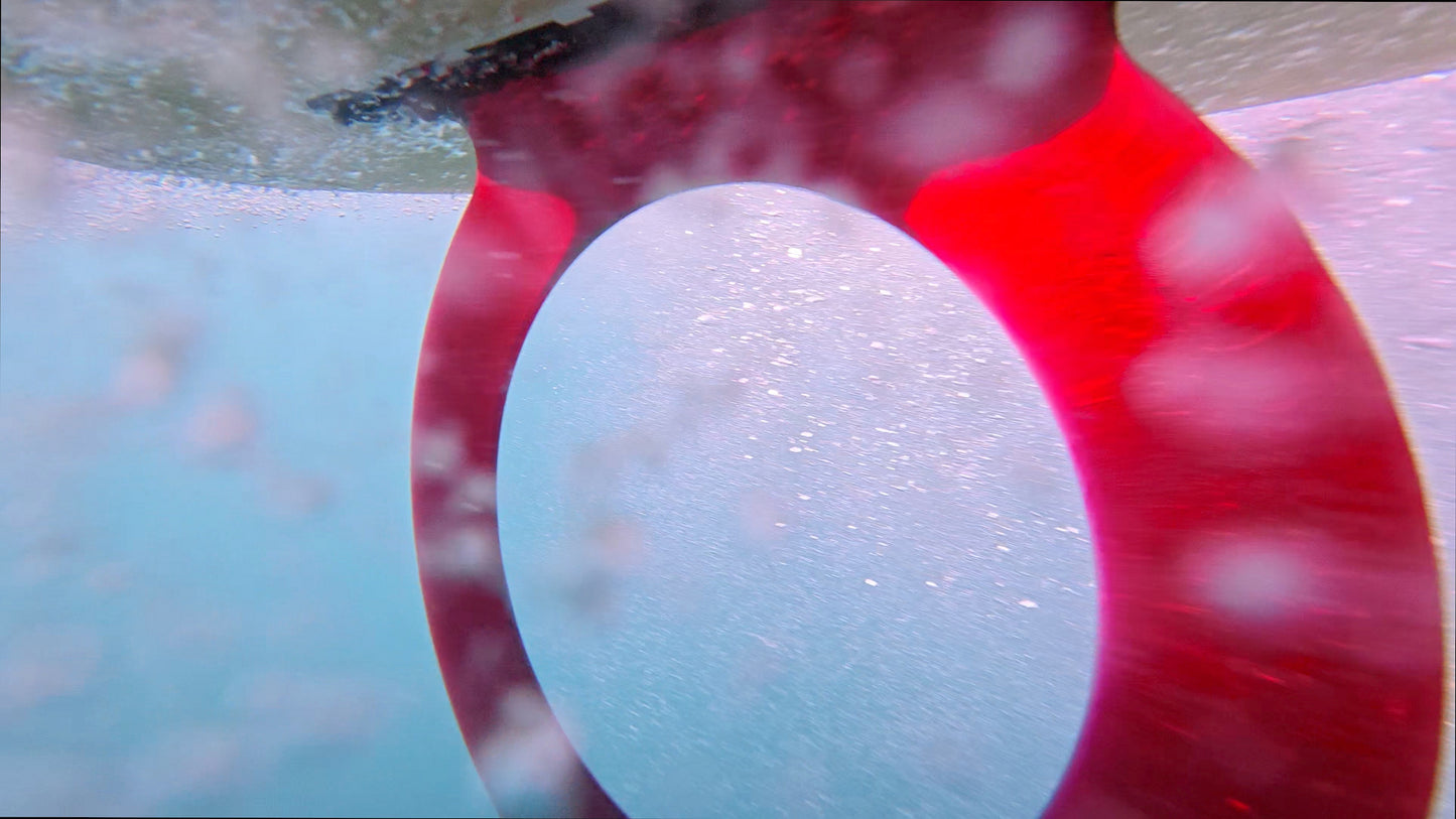 O-Fin fast underwater view The O-Fin is the world's first and only circular fin. Photo credit: Roddy / Acquafilms